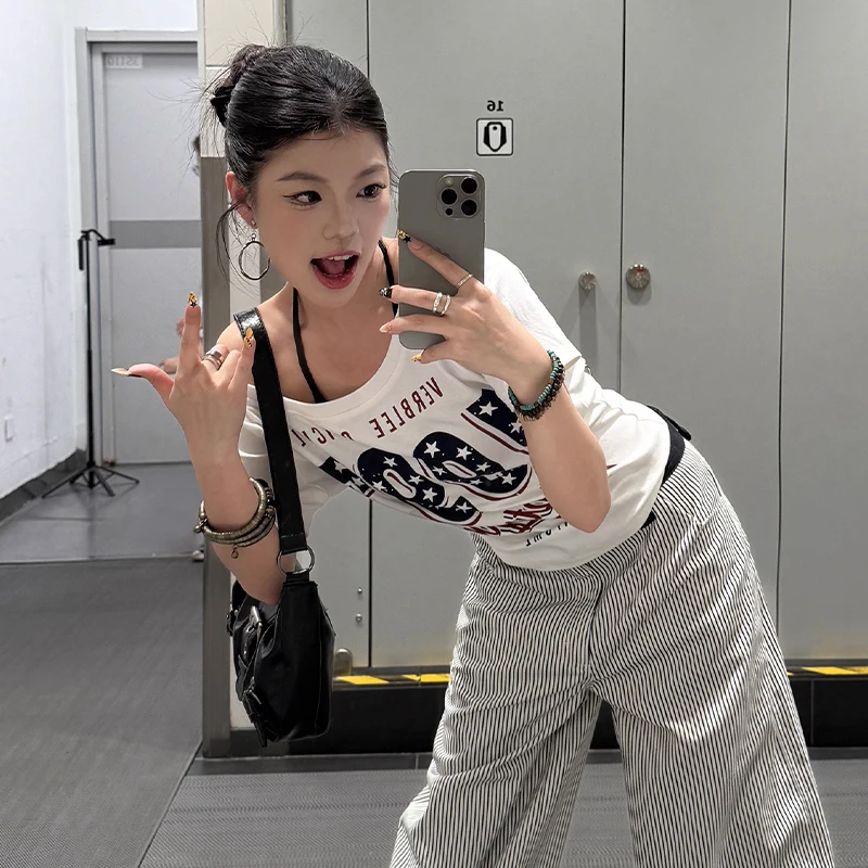 Mode T-shirt Schräge Schulter Unregelmäßige Retro Tops Sexy Off-Schulter Kurzarm T-Shirt Sommer Grundlegende Tees Für Frauen