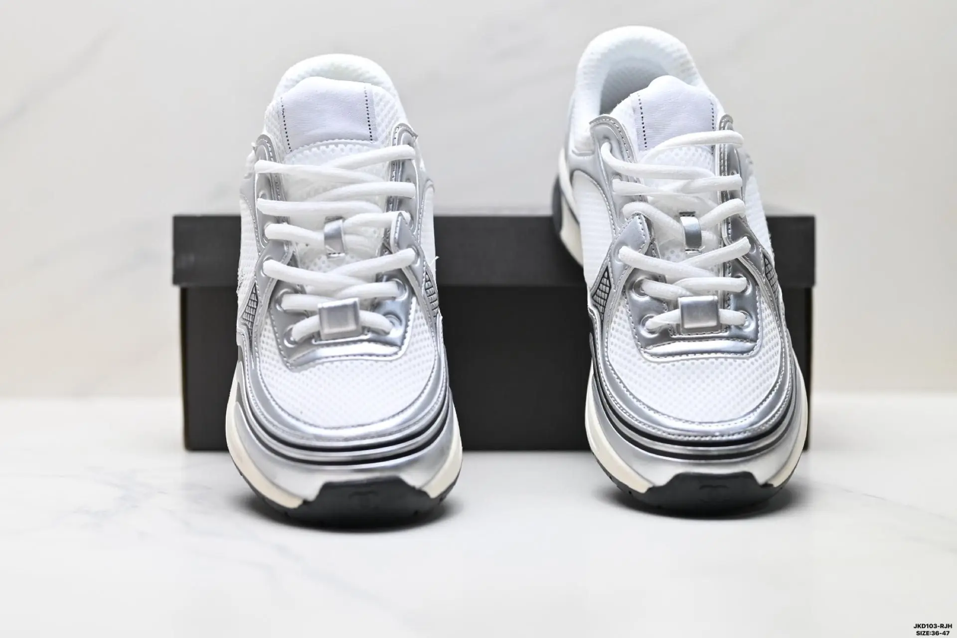 Unisex White Silver Patchwork Chunky Sneakers Breathable Mesh & Metallic Faux Leather Upper Lace Up Layered Thick Sole Casual Walking Shoes