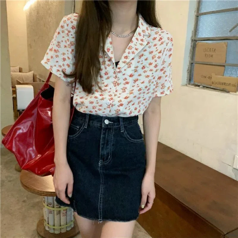 

Women Clothing Vintage Floral Youth Loose Blouse Short Sleeve All-match Neck Fashion Shirt Tops Casual Harajuku Summer New