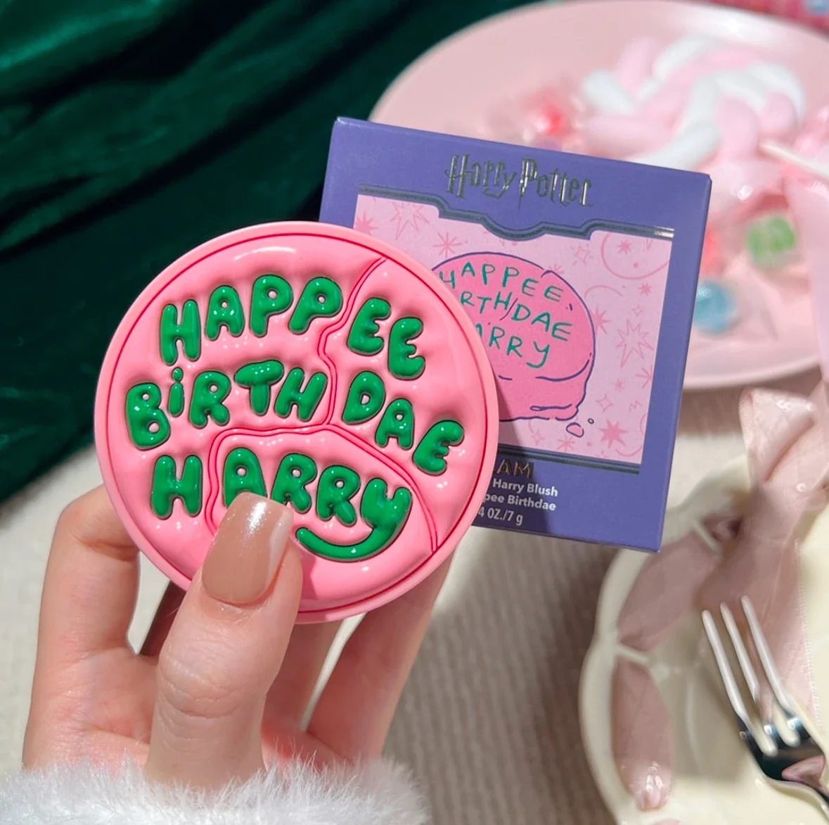 Sheglam Cake Blusher Co-branded Limited Edition Gem Pink Matte Natural Cheek Blush Cosmetic Sheglam Beauty Cute Gifts Makeup