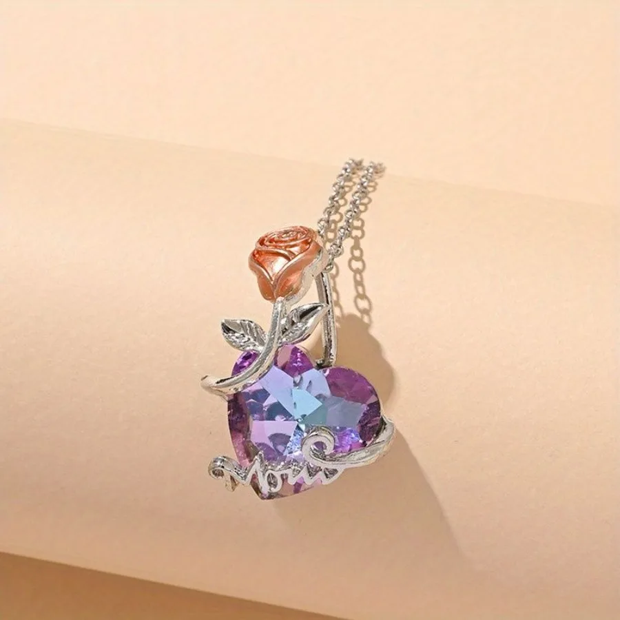 

Exquisite Heart Shaped Crystal Necklace Fashion Creative Mother's Day Women's Pendant Necklace