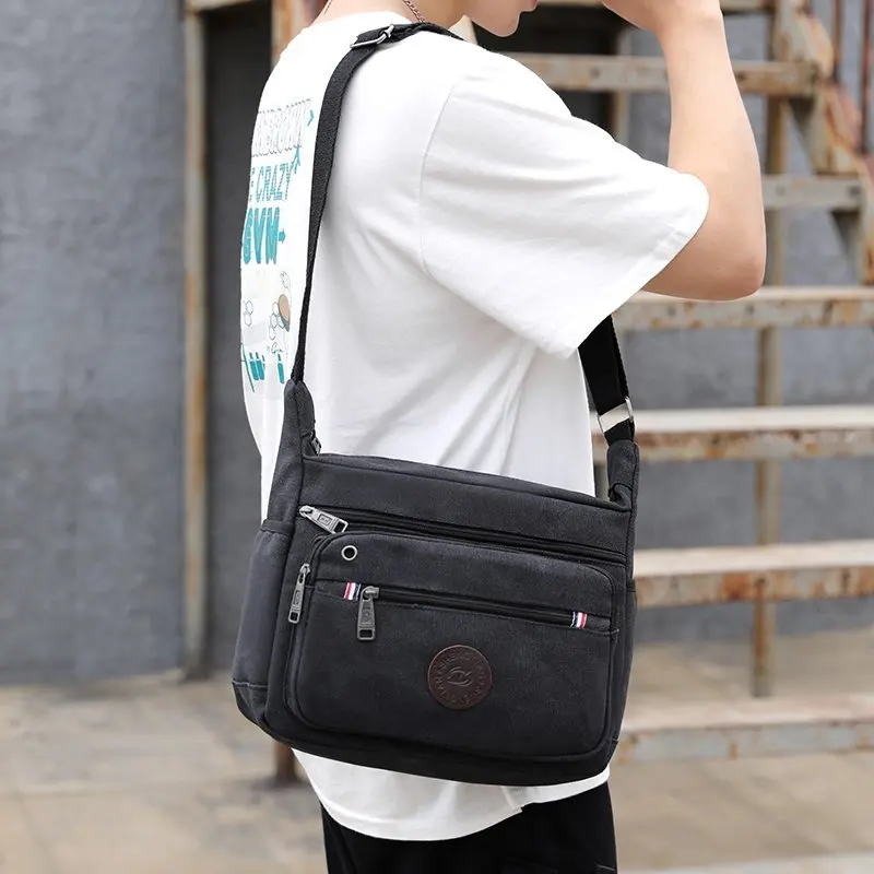 Good Qualtiy Men Travel Bag Canvas Casual Men Shoulder Crossbody Outdoor Bags Mens Travel School Retro Zipper Shoulder Bags 2024