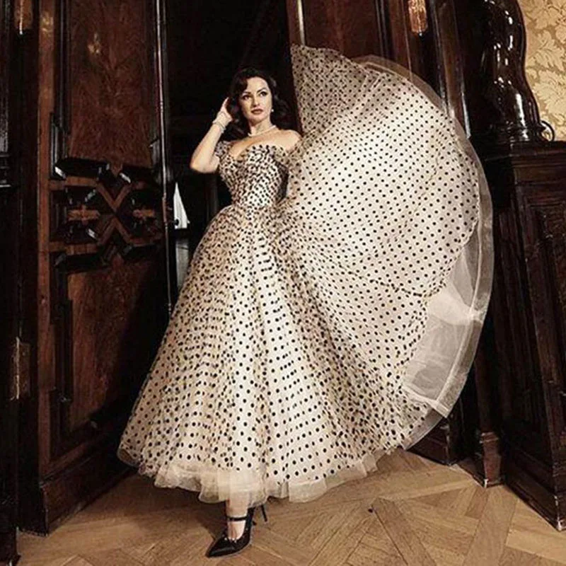 

Vintage Princess Dot Tulle Prom Dresses Off The Shoulder Tea Length Short Sleeves Formal Evening Party Gowns Customized