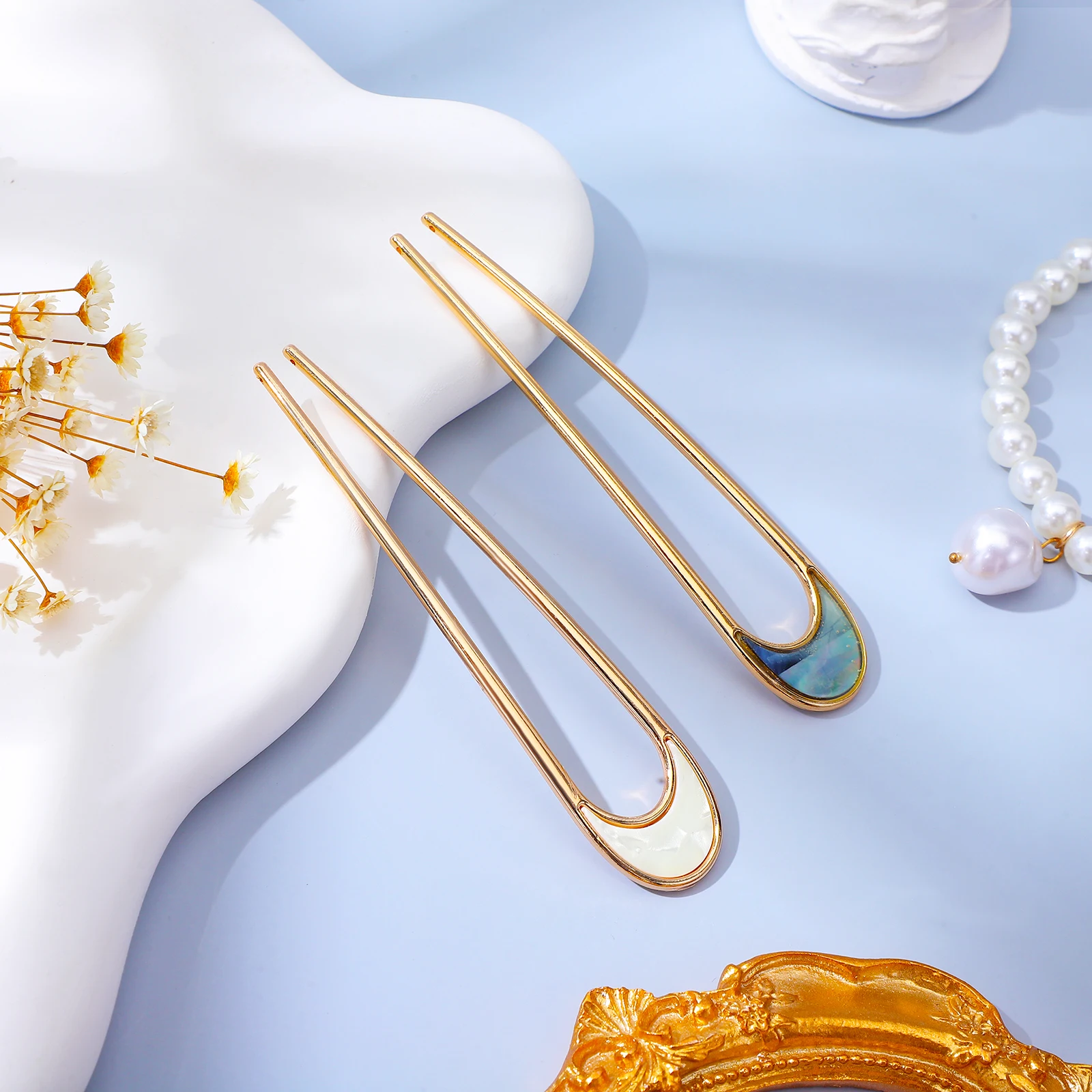 

2pcs Alloy Shell Sticks Crescent U Shaped Updo Pins For Women Bridal Wedding Party Hair Accessories Hair Chopsticks