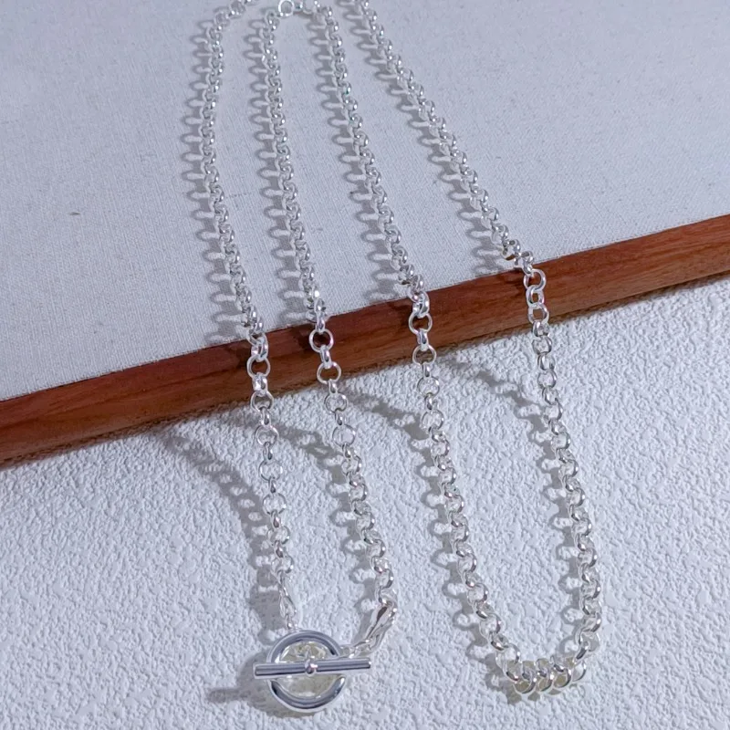 

Personalized Word Chain Necklace Women's Versatile High-end Sweater Chain Fashion Niche Light Luxury Design Necklace