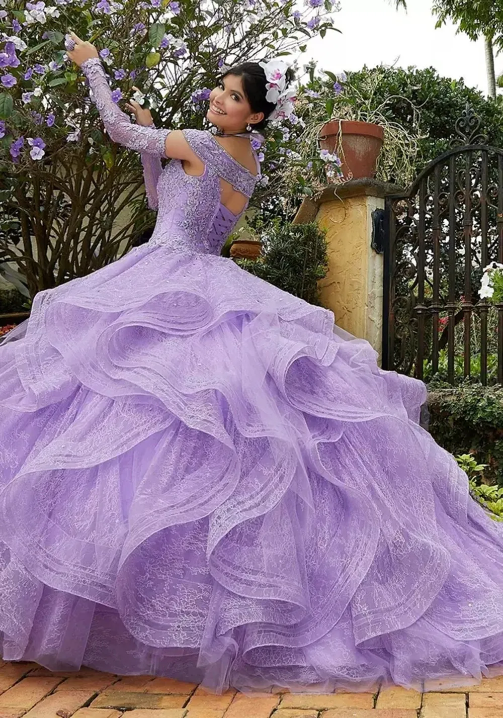 Vestidos de quinceañera morados claros de manga larga desmontable, vestido de fiesta de princesa con cuentas de encaje, fiesta dulce 15, cuello redondo escalonado personalizado