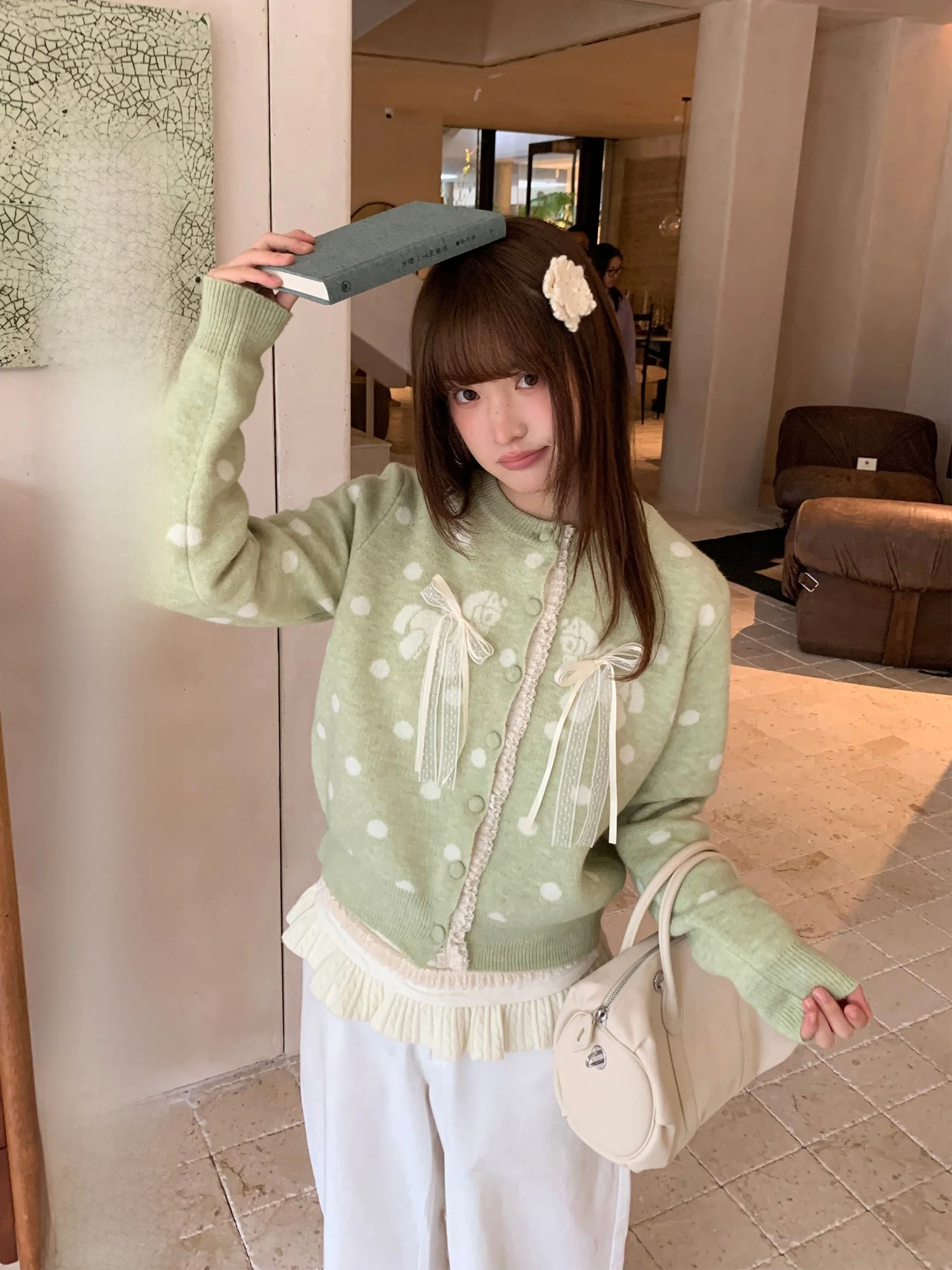 

Женский свитер Galaxy Soda Spring Autumn с кружевными вставками и узором в горошек, элегантный кардиган свободного кроя, можно носить как верхнюю одежду.