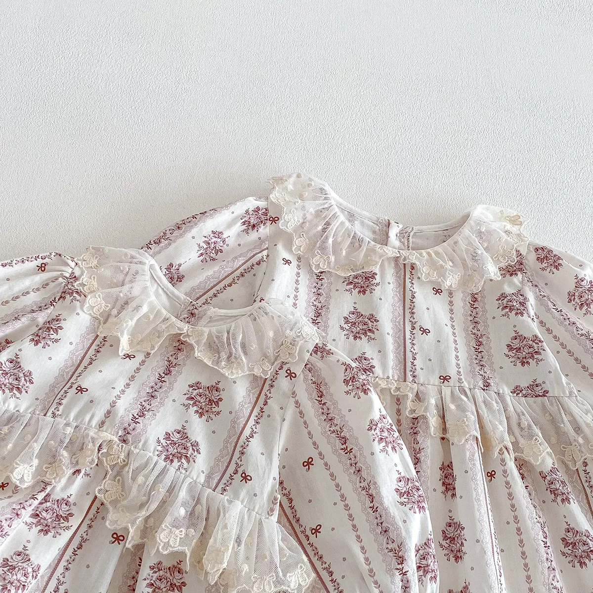 

2026 Spring Baby Girl Lace Ruffle Bodysuit Dress Infant Princess Outfit Newborn Holiday Party Wear Soft Cotton Jumpsuit
