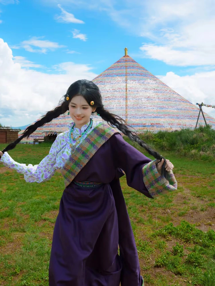 

Tibetan New Style Travel Photography Ethnic Clothing Traditional Tibetan Costume Lhasa Ethnicity Yunnan Style Photography App...