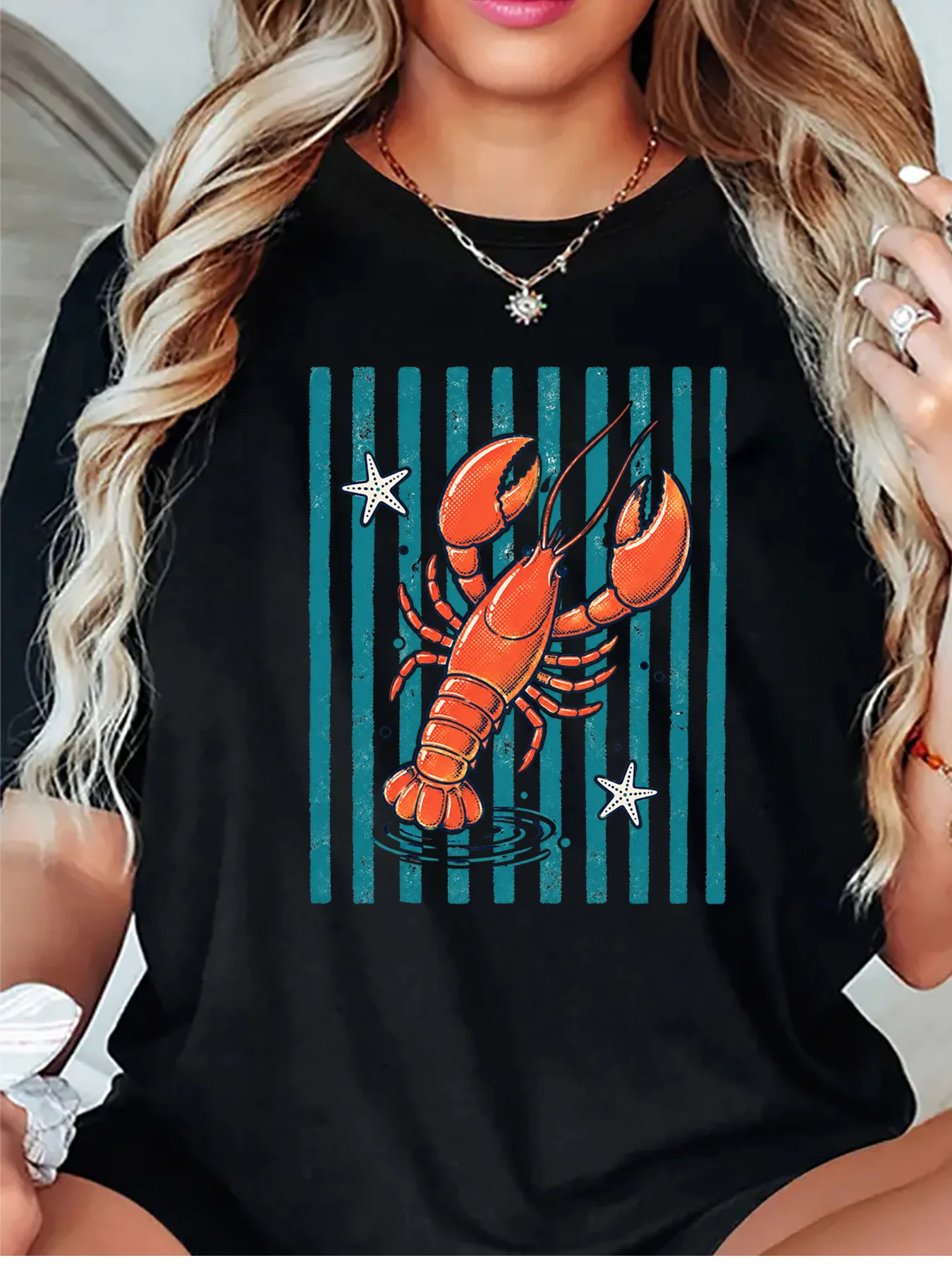 Crawfish Starfish Green Vertical Stripe Retro Graphic Womens T Shirt Short Sleeve Crew Neck Ocean Beach Casual Ladies Tee Tops