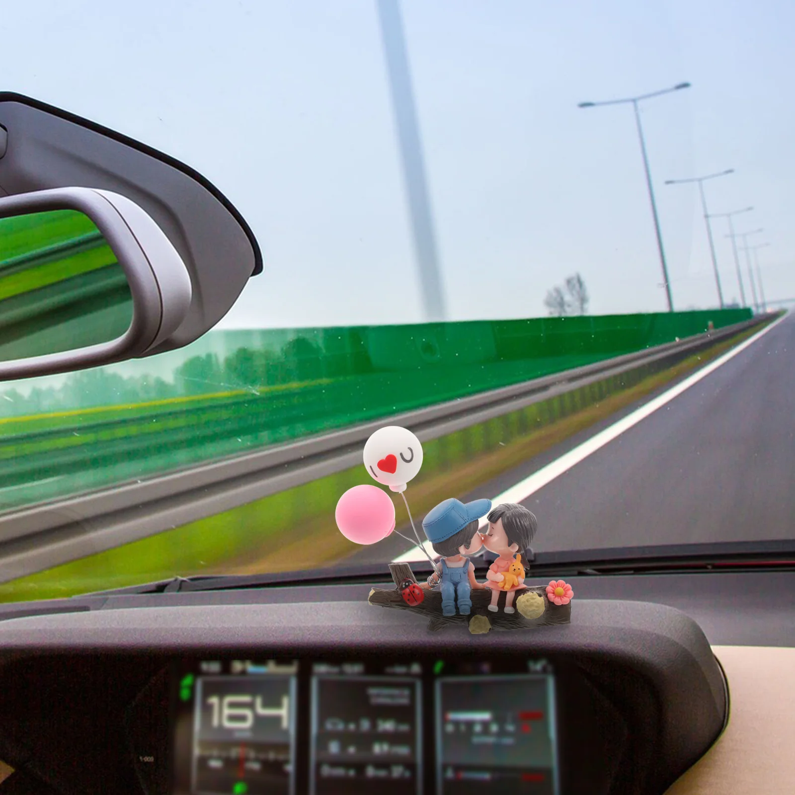 

Car Ornament Couple Decor Tree Branch Design Romantic Touch Resin Easy Cleaning Unique Gift Car Dashboard Ornament