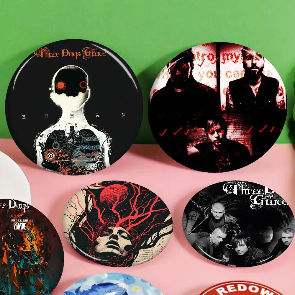 T-Three Days Grace Band دبوس زر ناعم مشرق مطبوعة أيقونة هدية للأصدقاء شارة طوق بروش التلبيب دبوس معدني #3