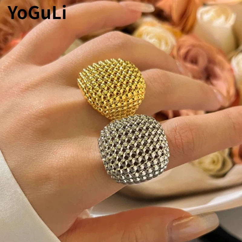 

Modern Jewelry European and American Design Hollow Metallic Rings For Women 2024 Trend New Hip Hop Accessories Hot Selling