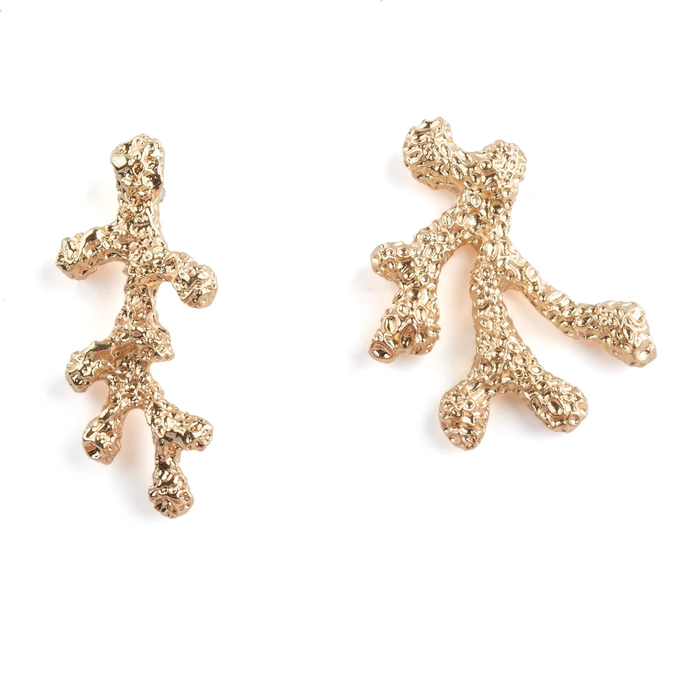 Pendientes de Coral de Metal con relieve dorado Simple para mujer, aretes irregulares llamativos Punk Vintage étnicos indios, joyería para mujer