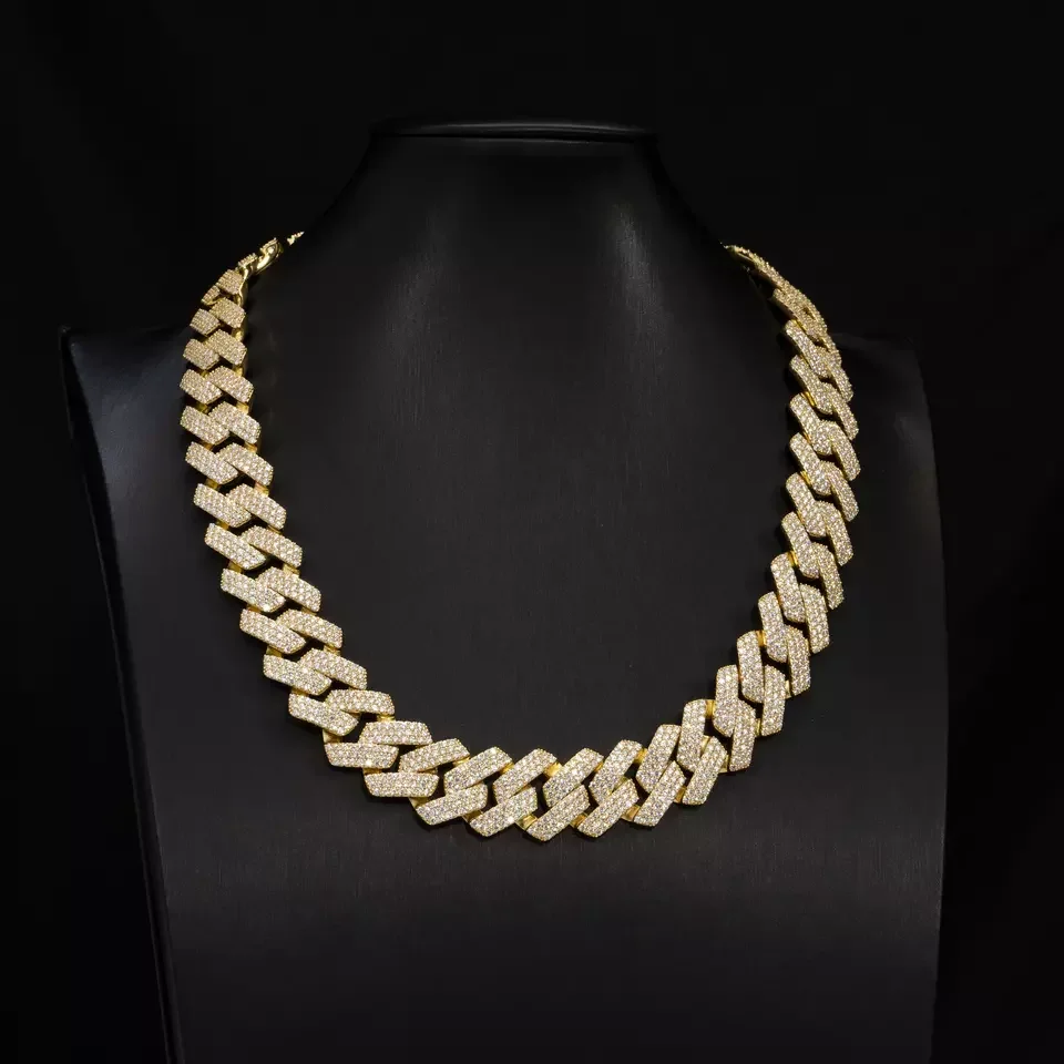 Hip Hop Cuban Chain Necklace High Quality Luxury Gold Plated Color Moissanite Diamond Cuban Chain Necklace