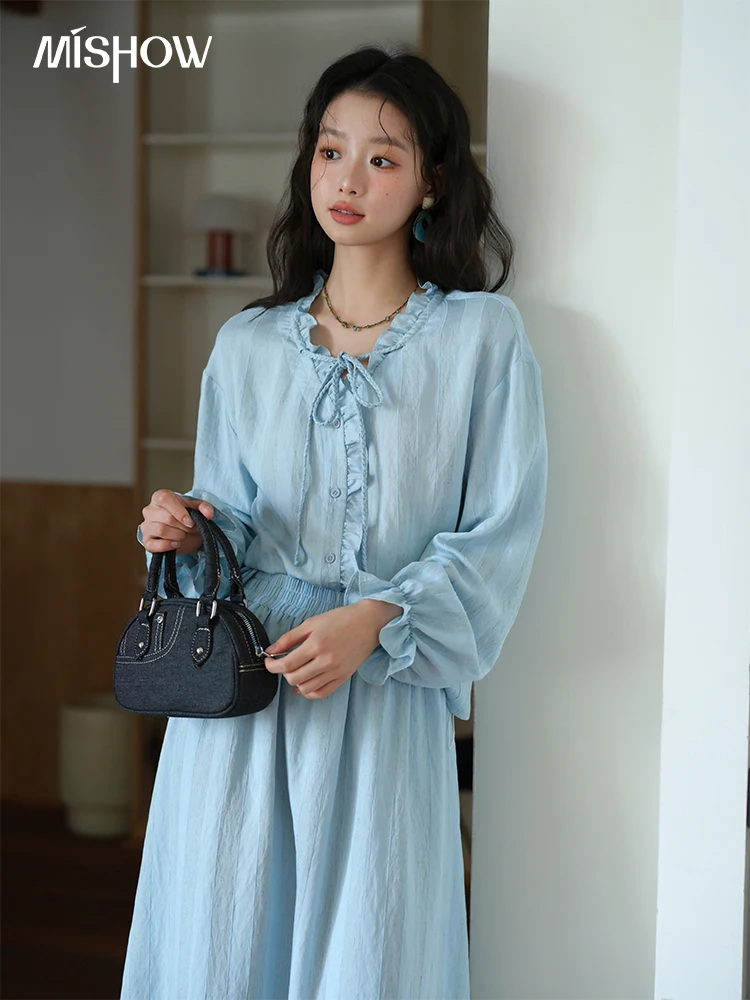 MISHOW Women's Light Blue ลายชุดผ้าลินิน 2025 ฤดูใบไม้ร่วงเชื้อราขอบ V คอ LACE-up เสื้อ Elastic เอวกระโปรง 2 pcs MXE41T0700