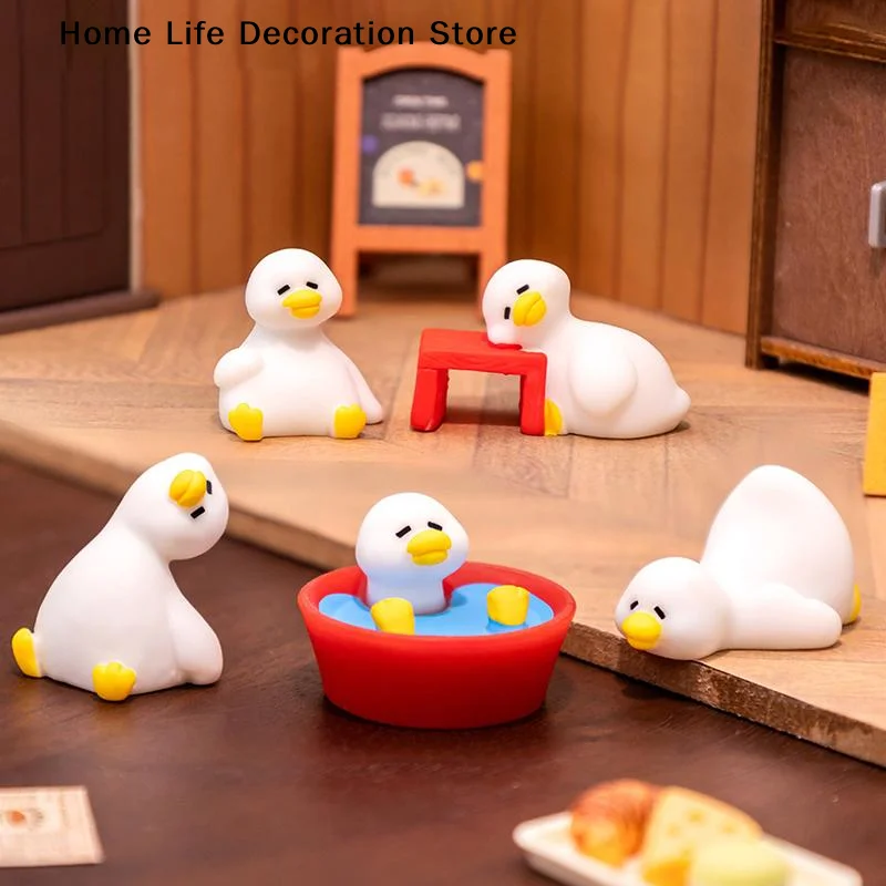 【H】7Pcs Cute Lazy Duck Mini Resin Figurines Adorable Cartoon Design Multiple Poses For Desktop Decor Fairy Garden Home Ornaments