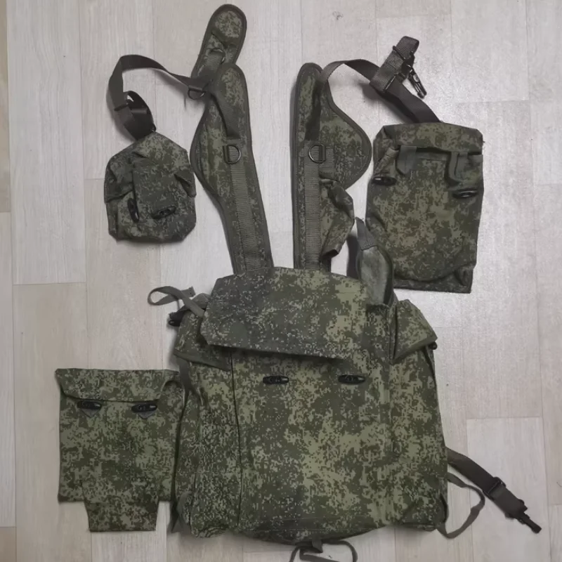 

Тактический жилет PA-54 для солдат ВДВ (Воздушно-десантных войск) и РТ-54 для военно-транспортных войск ВС РФ