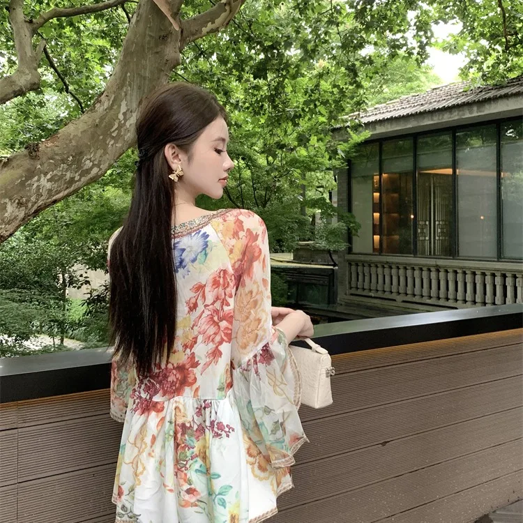 Vaion Sle V-Ne Printed Heavy Rhinestone Slim Design irt Dr Summer New Women's Faion Loose Fit ort Length