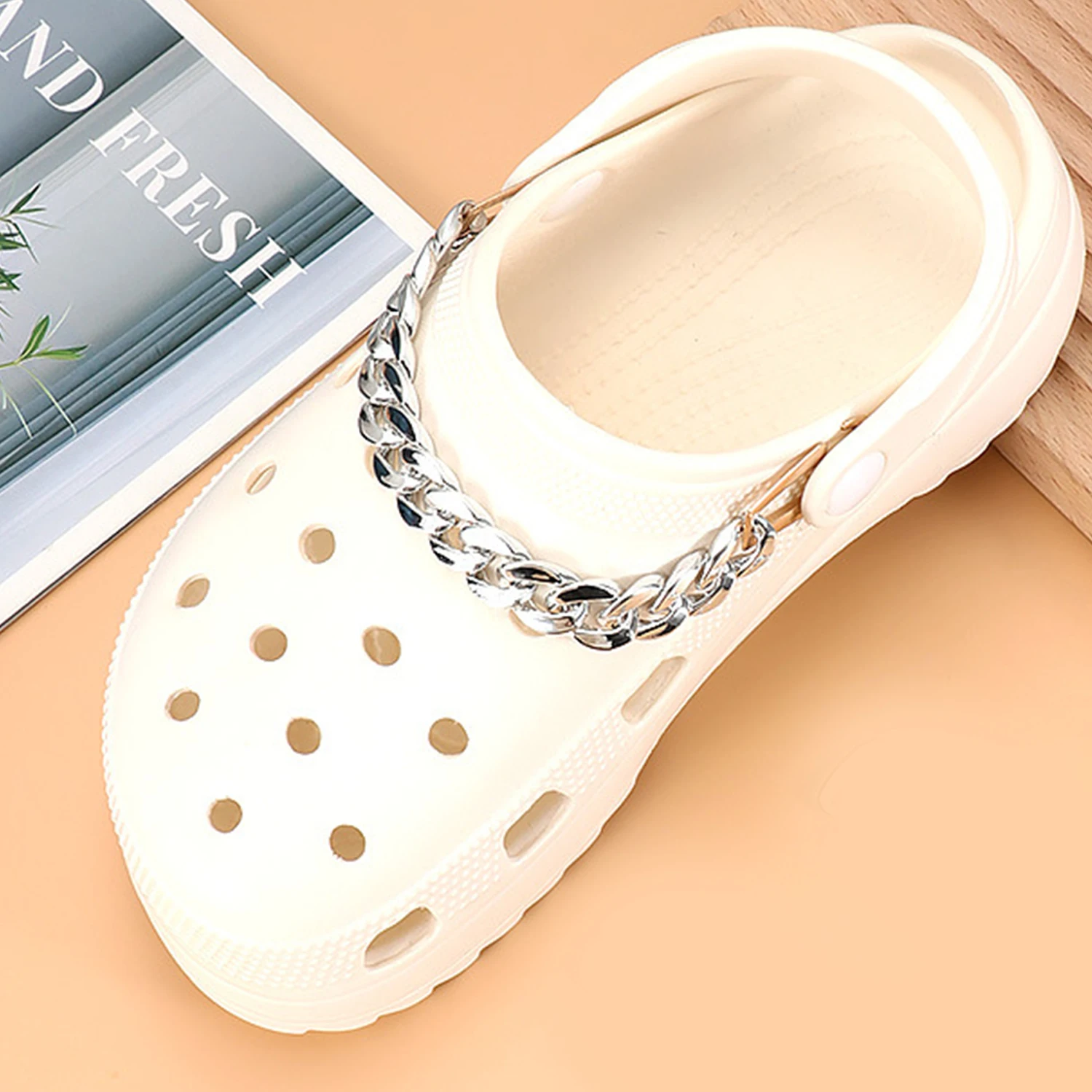 Chains Shoe Decoration DIY Detachable for Reuse Sneakers Luxury Brand Charms Women Designer Shoes Charms Accessories