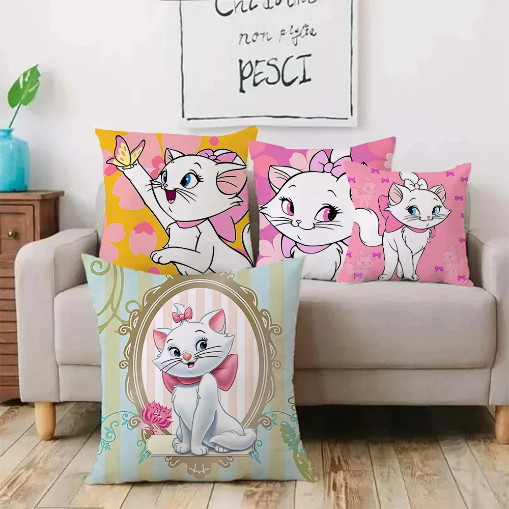 Disney Lady Marie Cat Pillow Covers Cartoon Sofa Decorative Home Double-sided Printing Short Plush Cute Cushion Cover