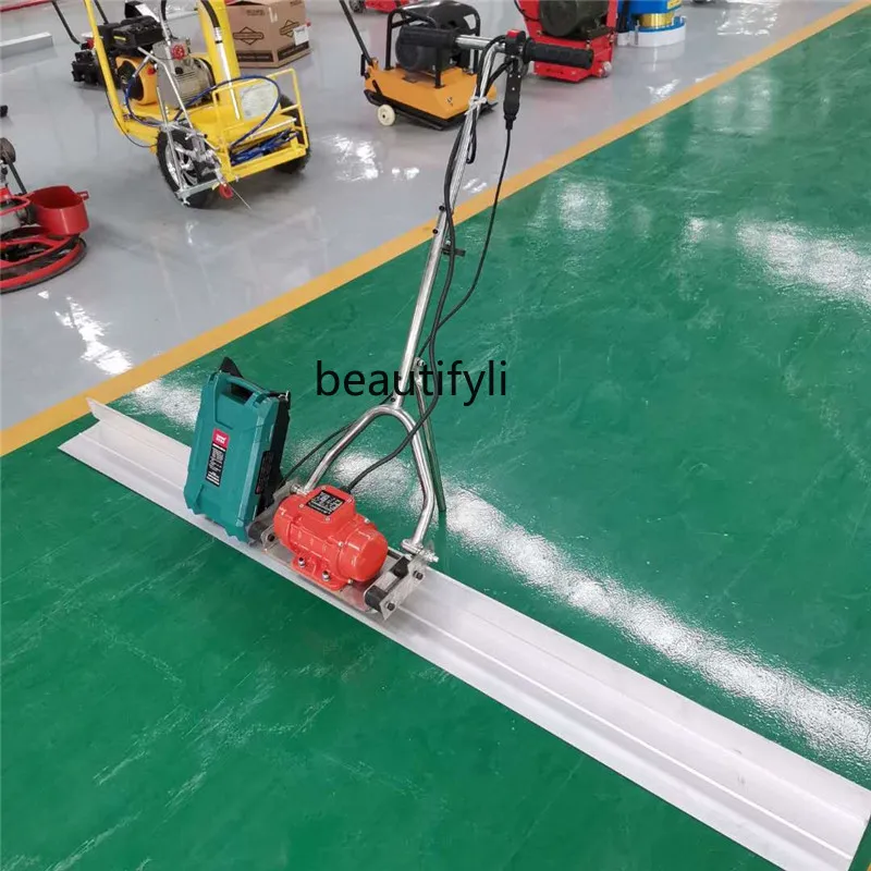 Lithium battery vibrating ruler Concrete vibrating ruler Cement pavement leveling machine Flat electric smoothing machine