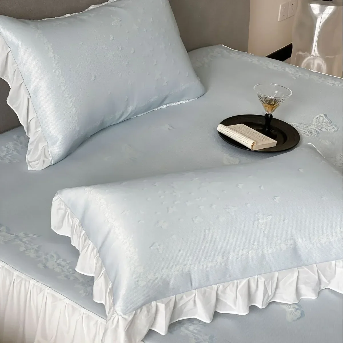 

Bed skirt ice silk mat three-piece set air conditioner soft mat silky smooth and cool sleeping naked antibacterial machine wash
