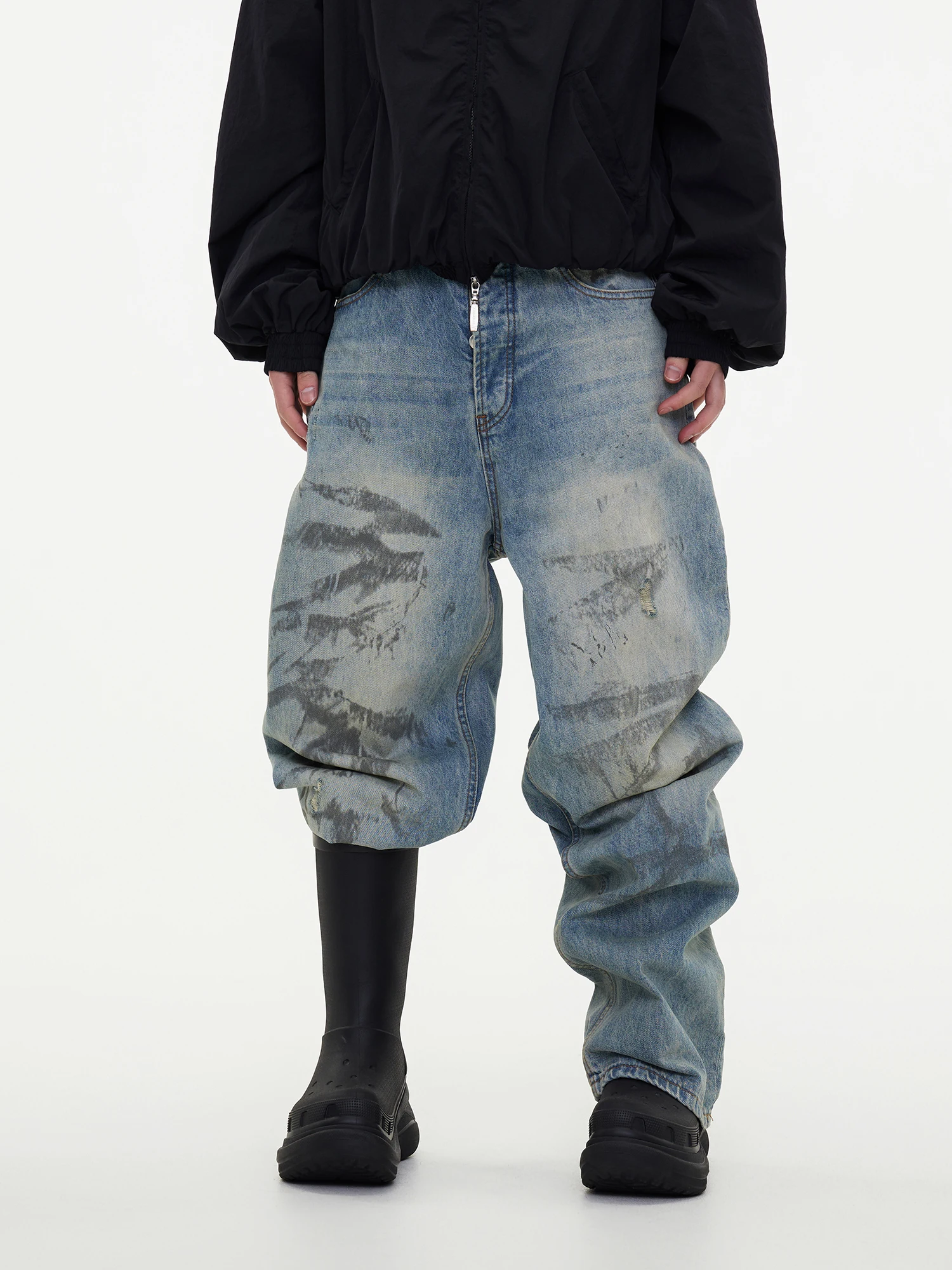 Washed Distressed Graffiti Silhouette Loose Dirty Light Blue Denim Jeans Y2k Pants