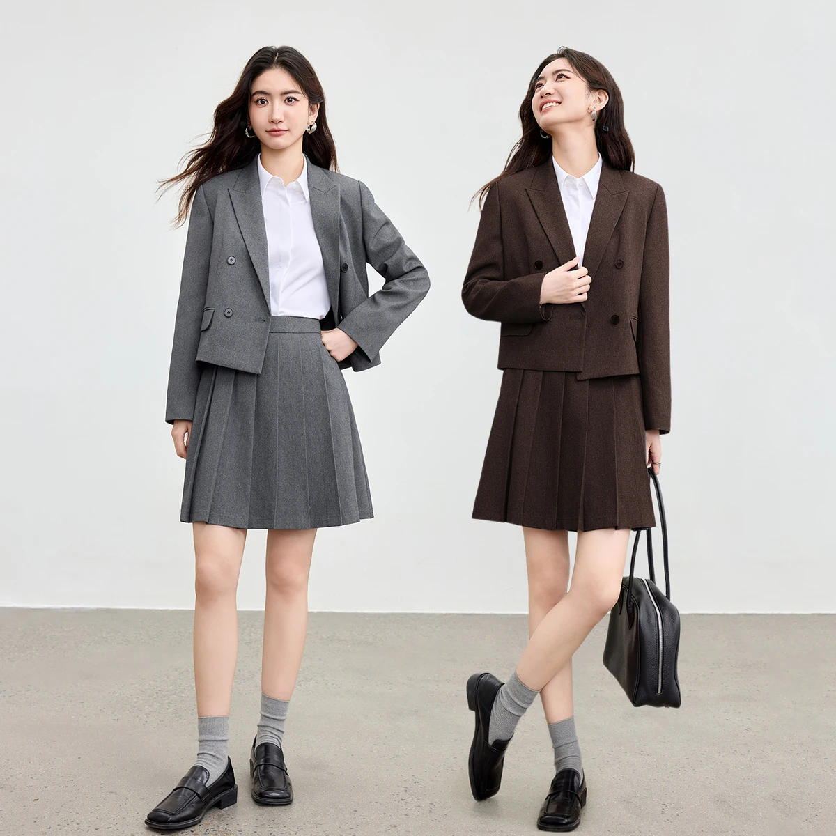 SENTUBILA Women's Business Blazer Autumn 2025 Commuter Interview Meeting Double-Breasted Short Office Tailored Coat 153XA2430