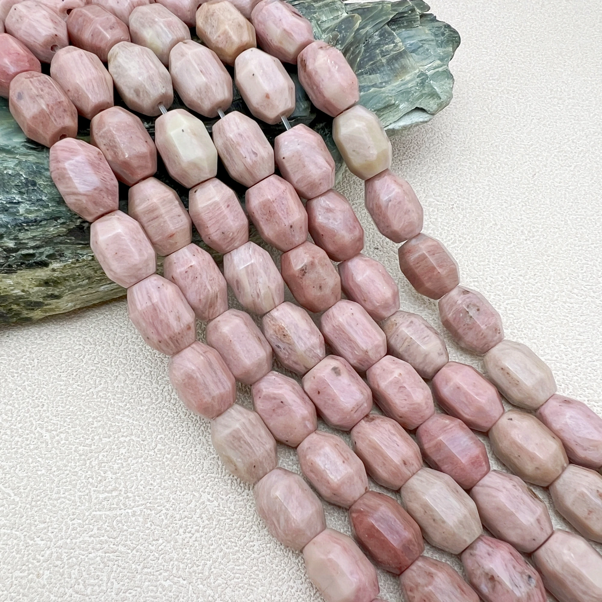 

2Strands Natural Rhodonite Stone Faceted Rice Beads For DIY Jewelry Making