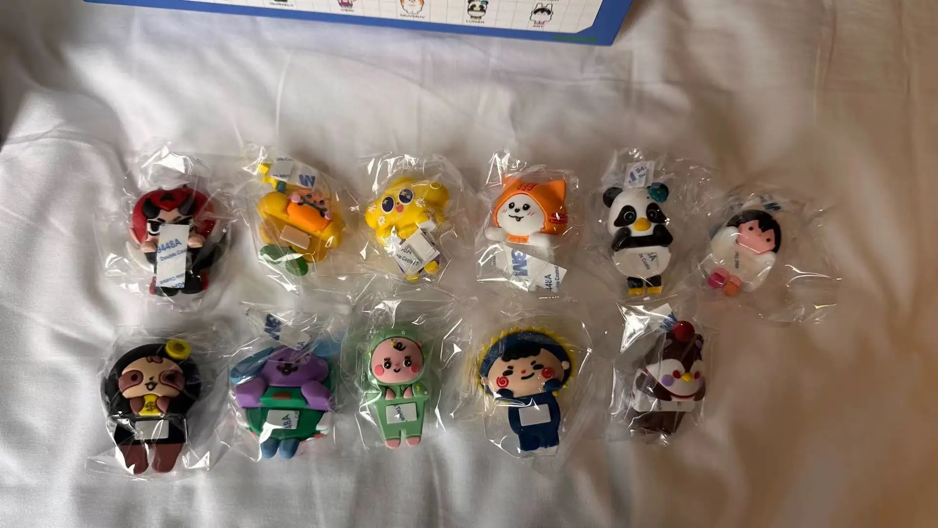 

Official Gmmtv Thai Star Geminifourth Williamest Pondphuwin Joongdunk Taynew Offgun Milklove Nantam Film Lykn Phone Grippys