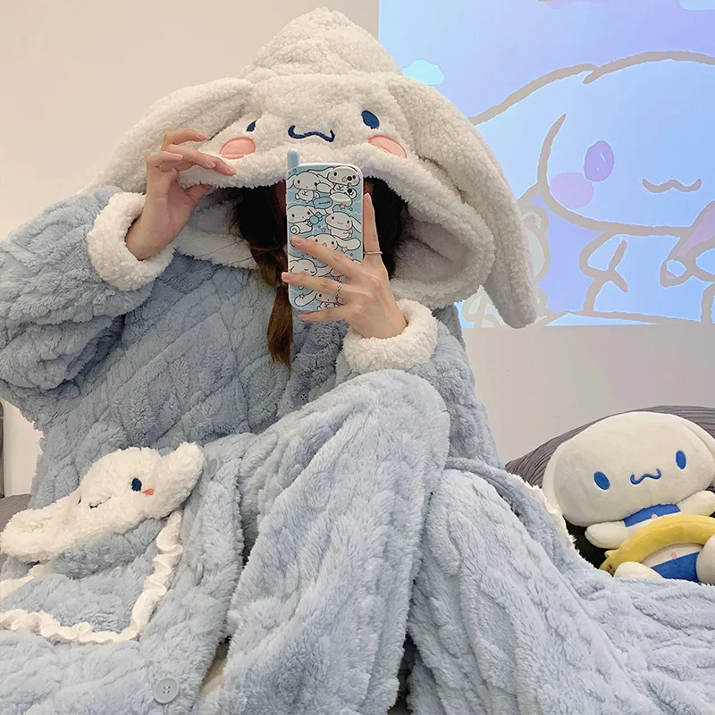 

New Sanrio Kawaii Anime Cinnamoroll Winter Nightgown Women Velvet Thick Coral Comfortable Warm Flannel Home Wear Set Girl Gift