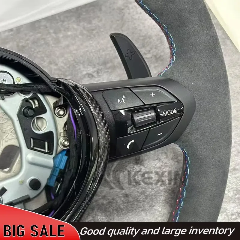 Geeignet für BMW F01 F10 F20 F22 F30 F31 F32 M2 F87 M3 F80 M4 F82 F90 X5 F15 F16 Plüschlenkrad, Carbonfaser-Verkleidung