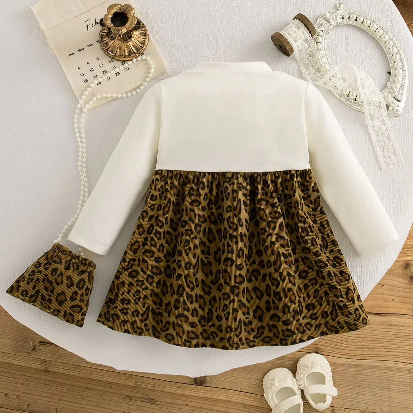 Autumn New Newborn Girls Long Sleeve Dress Cartoon Fragmented Flower Lapel Baby Princess Dress Flower Strap Dres