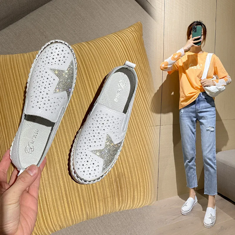 

Women's Casual Leather Loafers Breathable Flat Bottom Slip-On Shoes Diamond Embellished Fashion Single Shoes Comfortable Flats