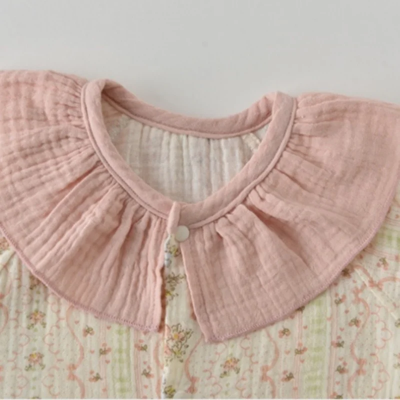 Herbstliche Babykleidung aus reiner Baumwolle, bedruckter Neugeborenen-Strampler mit Kragen, 0-2 Jahre, koreanische Version, atmungsaktiver Gaze-Strampler für Mädchen. – Detail 3