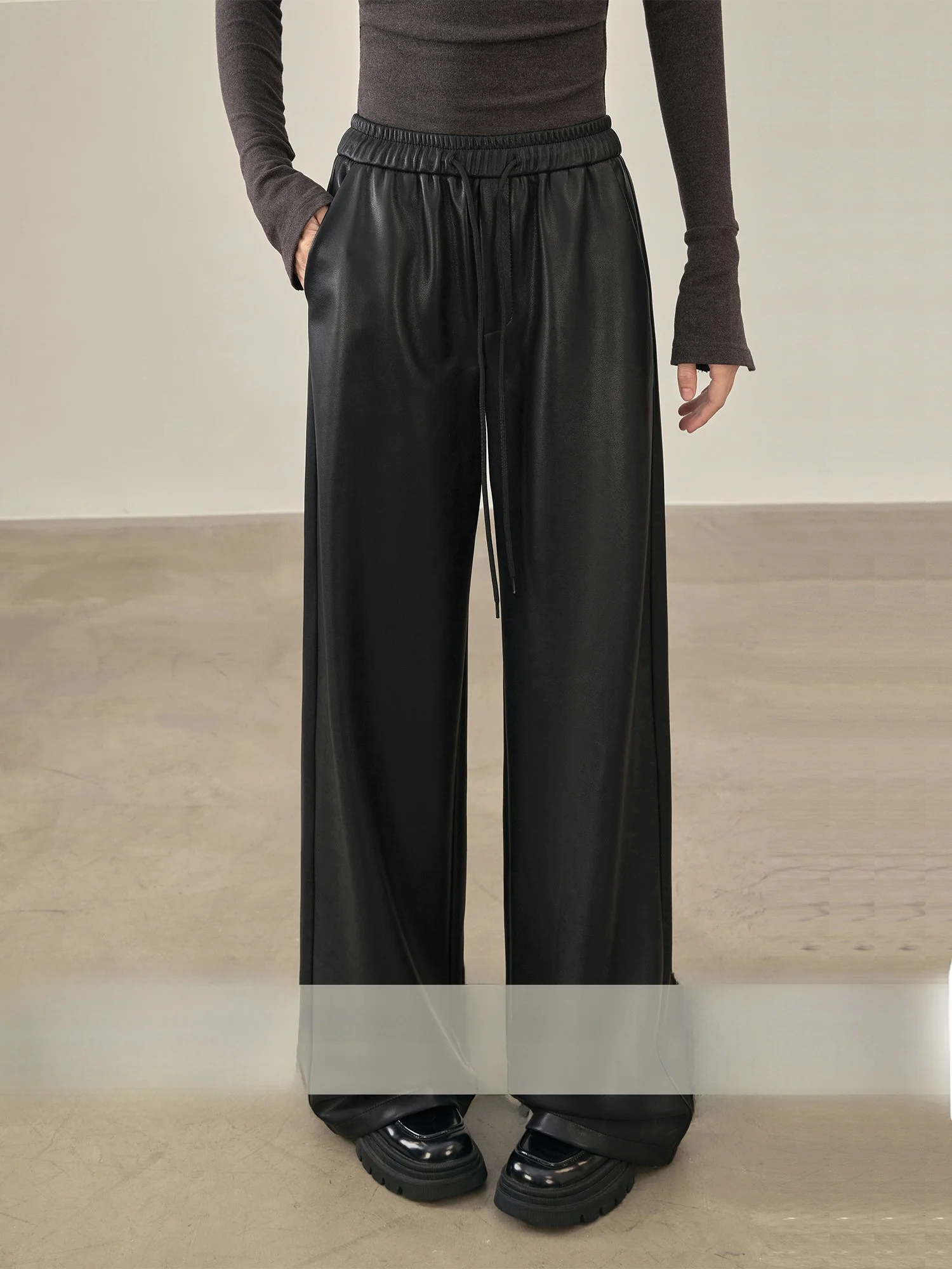 

Elevate Small Bla Leather Pants Women Loose Drapey High Waist Casual Wide Leg Pants Floor Length Slimming Trousers