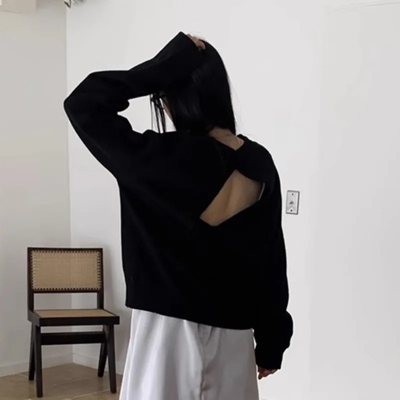 Zoki Sexy Backless Knitted Sweaters Women Hollow Out Long Sleeve Lazy Wind Pullovers Vintage Loose Casual O Neck Streetwear Tops