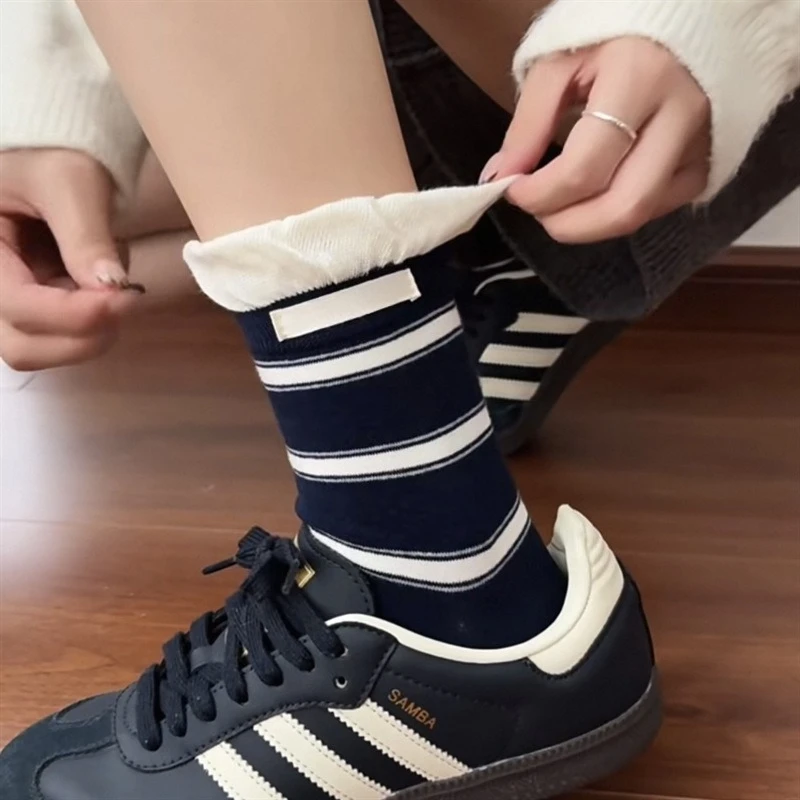 5 paires automne rayure Coquette chaussettes printemps automne coton mi-mollet ample chaussettes mode marron chaud chaussettes de haute qualité 2025