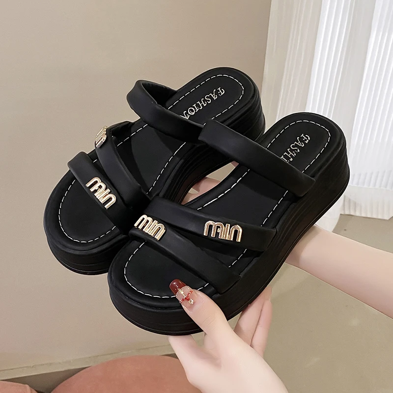 

New Shoes Woman 2024 Trend Outdoor Sports Beach Women's Sandals Summer Flat Shoes Breathable Soft Comfortable Women's Slippers