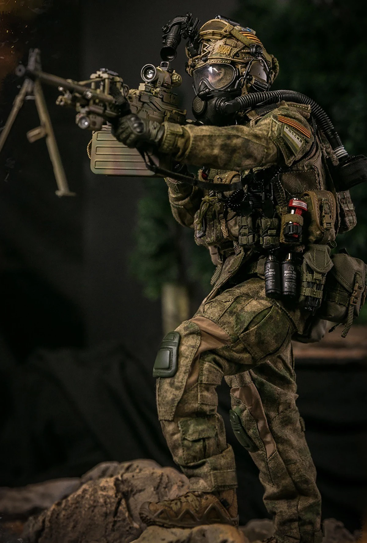 

DAMTOYS DAM78092 1/6 Russian Spetsnaz FSB Alpha Group Gunner Male Soldier Action figure Doll Full Set Collectible Toys