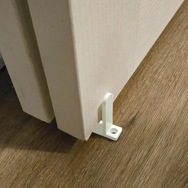 Paquete de 8 guías inferiores universales de puerta corredera ABS, guía de suelo para puerta de armario, deslizadores para suelo de puerta de gabinete de 1-3/8 "de espesor con tornillos