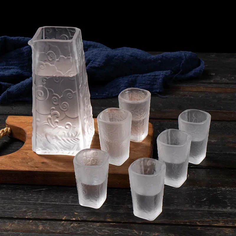 Luxury Crystal Baijiu Glass Set with Elegant Gift Box Premium Chinese Liquor Cups for Home Bar Hotel Decoration and Holiday