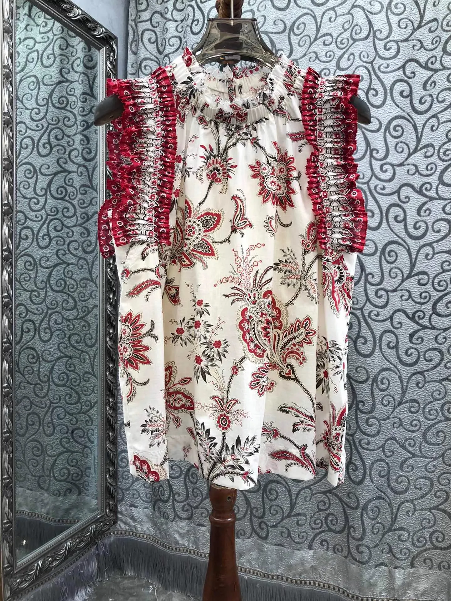 

100%Cotton Blouse Shirt 2025 Summer Style Women Colorful Floral Print Sleeveless Elegant Apricot Black Runway Tops Blusas Femme