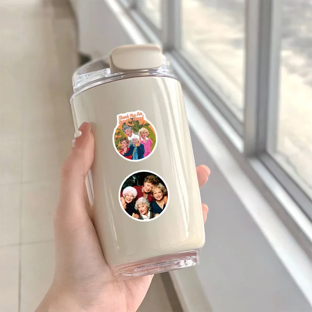 สติกเกอร์ทีวีโชว์ The Golden Girls 50 ชิ้น สำหรับตกแต่งโทรศัพท์ แล็ปท็อป กระเป๋าเดินทาง สเก็ตบอร์ด กีตาร์ หมวกกันน็อค ลายกราฟฟิตี้ สนุกสำหรับเด็ก เป็นของขวัญ