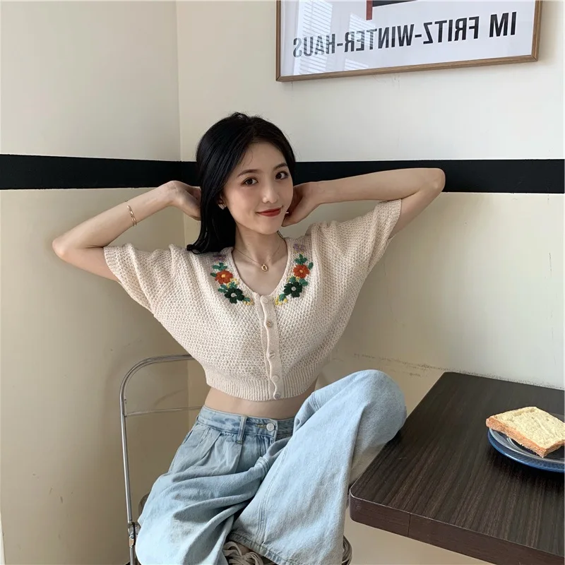 New Korean Style Cropped Sweater Women Vintage Oversize Knit Tie Fllowers Female Spring Summer Short Sleeve V-neck Cardigan Tops