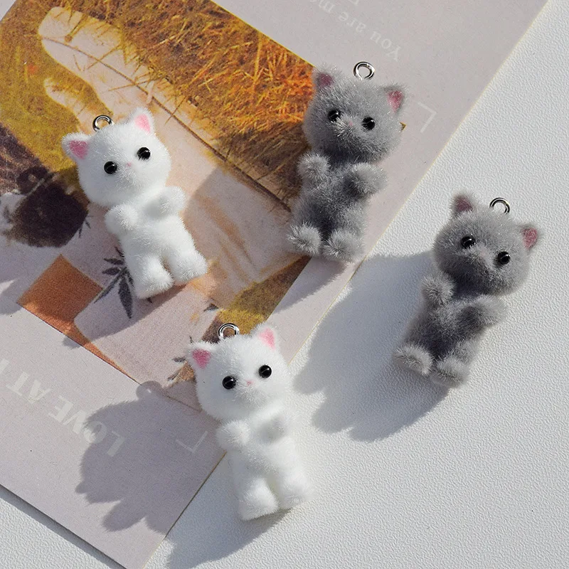 4PCS Kawaii Cat Pendant 3D Fluffy Flocking Animal Cat Charms Miniature Dolls Keychain Necklace Pendant DIY Crafts Jewelry Make