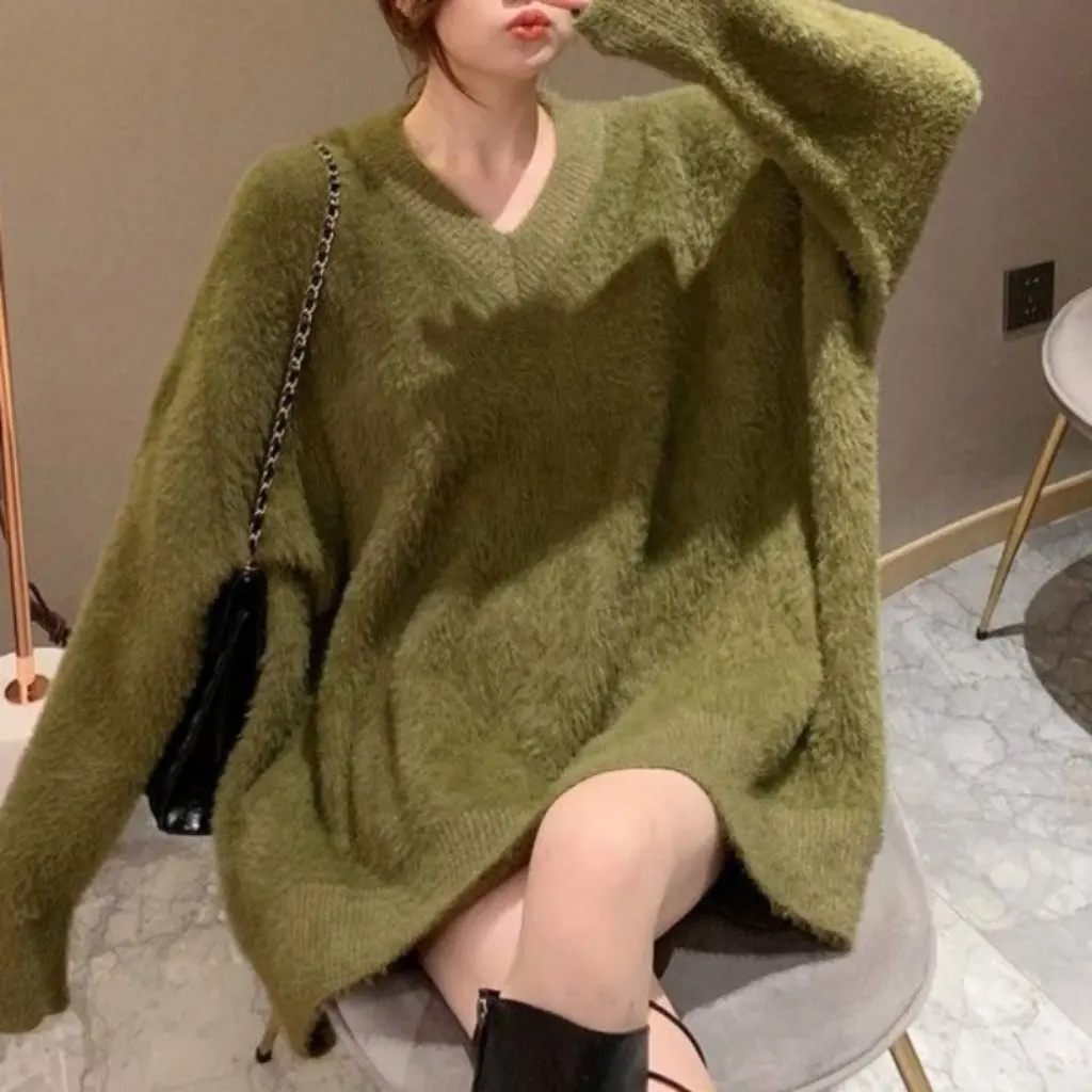 

Haima Women's Fur Sweater V-neck Thickened Mid-length Fleece Lined Loose Lazy Style Top for Autumn Winter