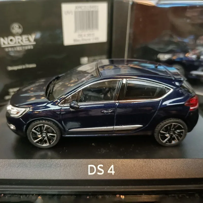 Norev 1:43スケールシトロエンds4suv 2015合金カーモデル