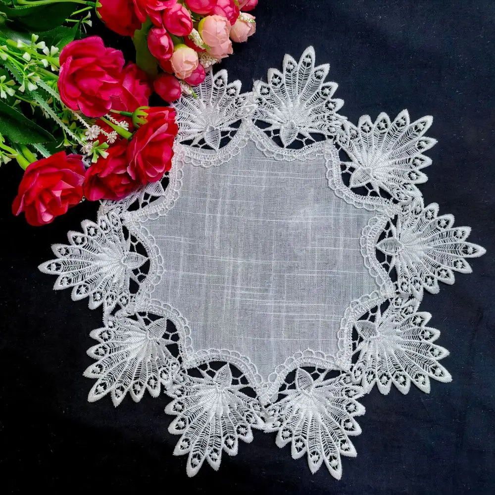Vintage Style Lace Table Placemat Hollow Embroidered Linen Mat Heat Resistant Coaster Dining Room Table Ornament